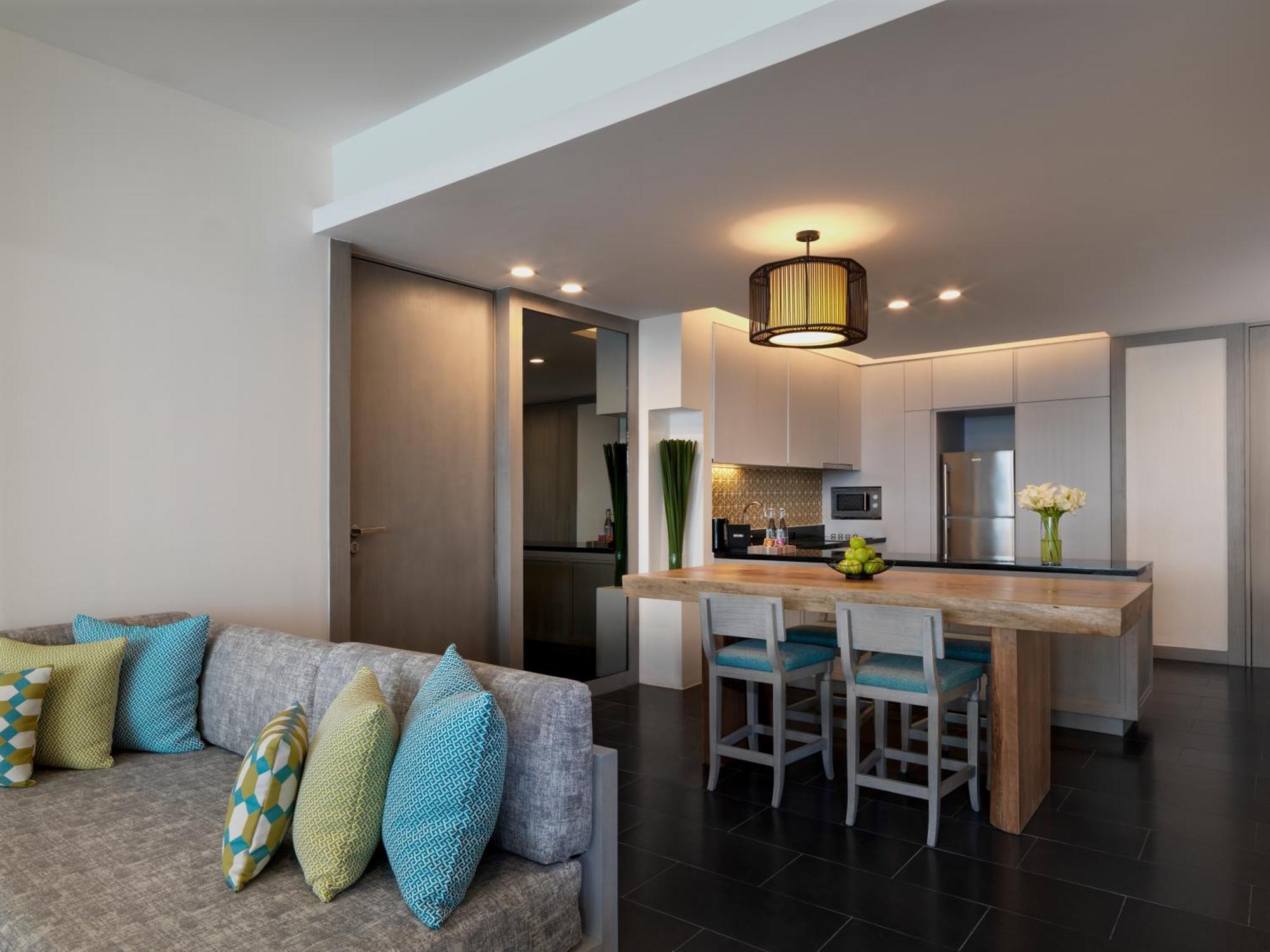 Avani Plus Mai Khao Phuket Suites Bagian luar foto