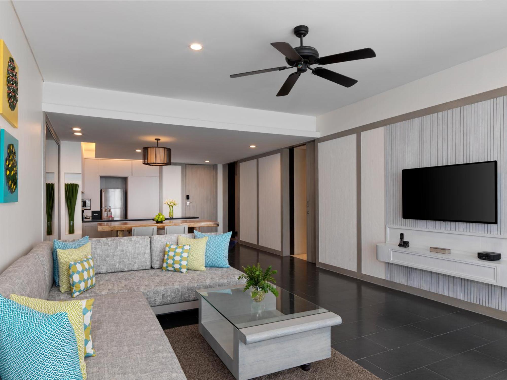 Avani Plus Mai Khao Phuket Suites Bagian luar foto