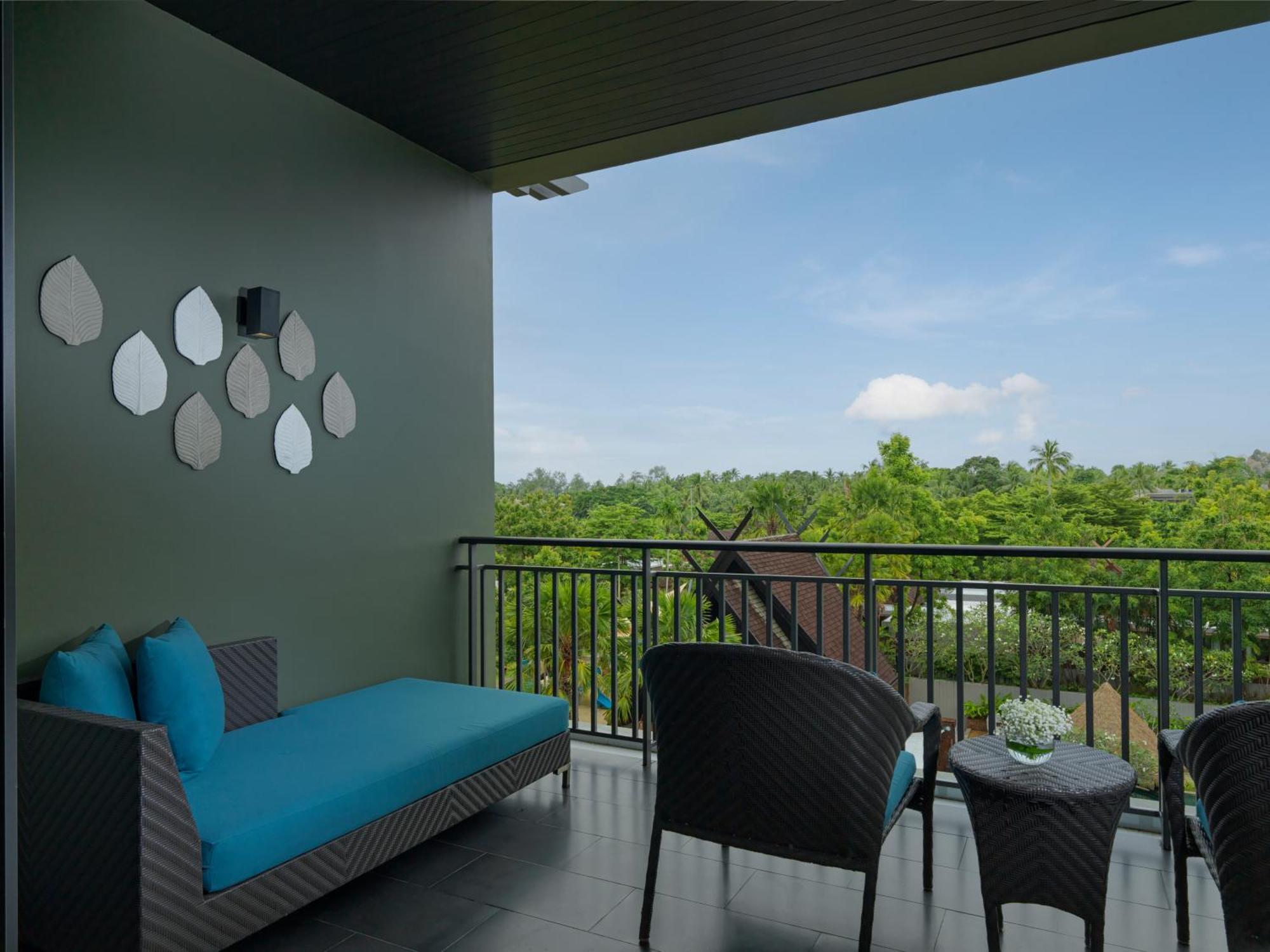 Avani Plus Mai Khao Phuket Suites Bagian luar foto