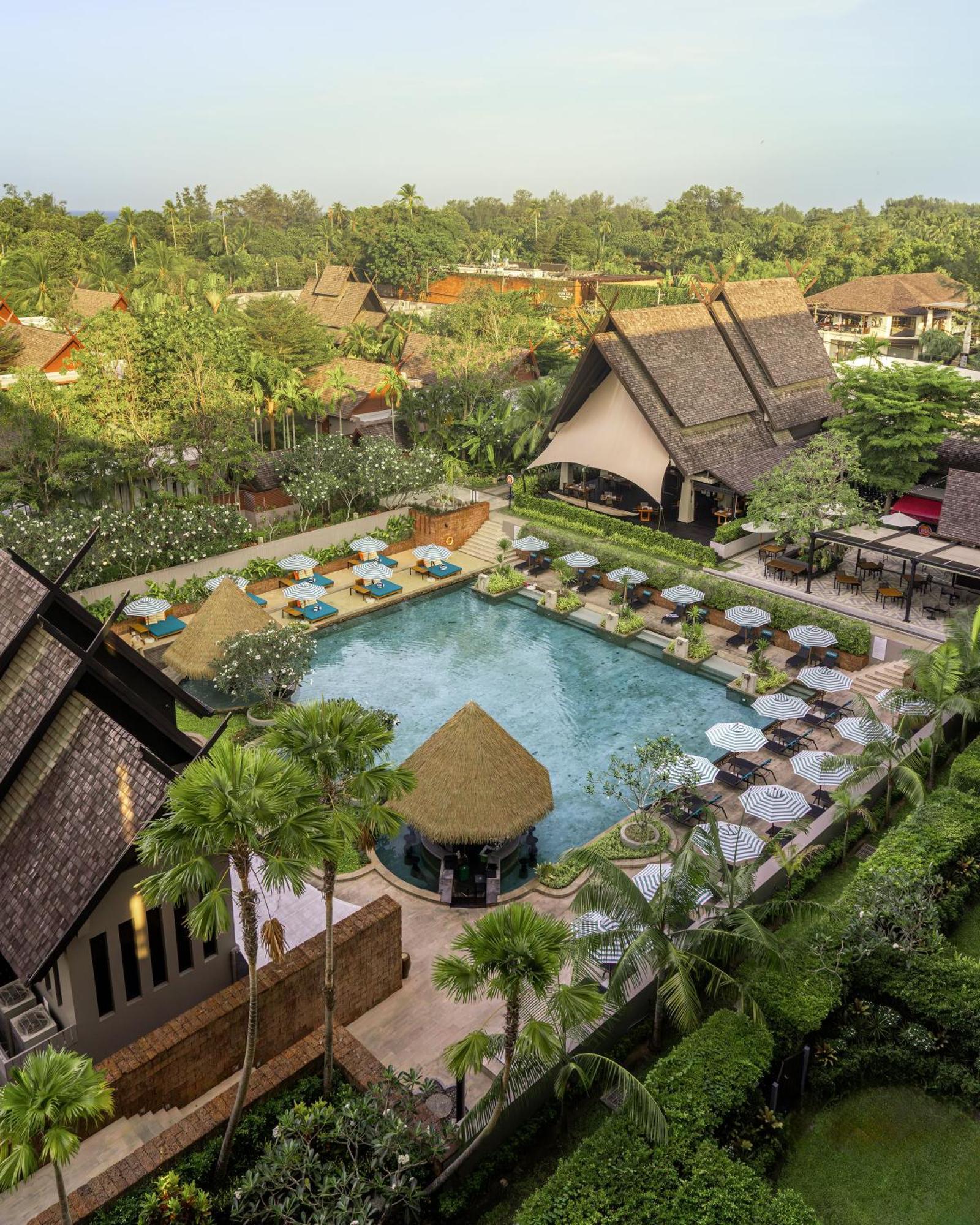Avani Plus Mai Khao Phuket Suites Bagian luar foto