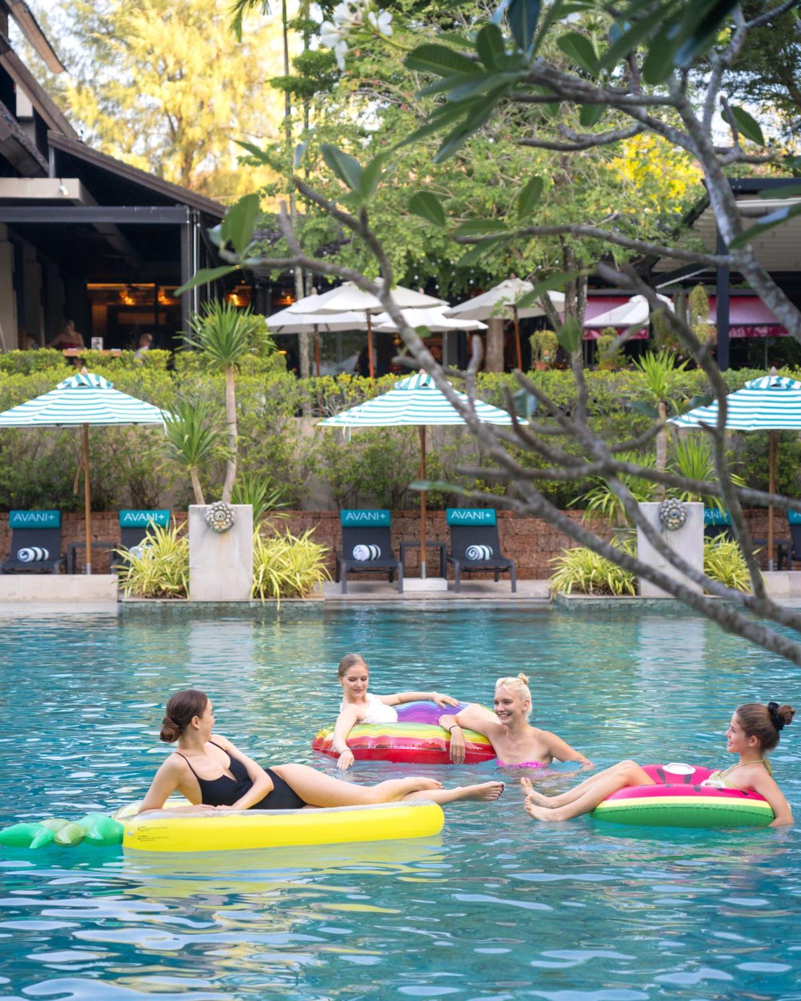 Avani Plus Mai Khao Phuket Suites Bagian luar foto